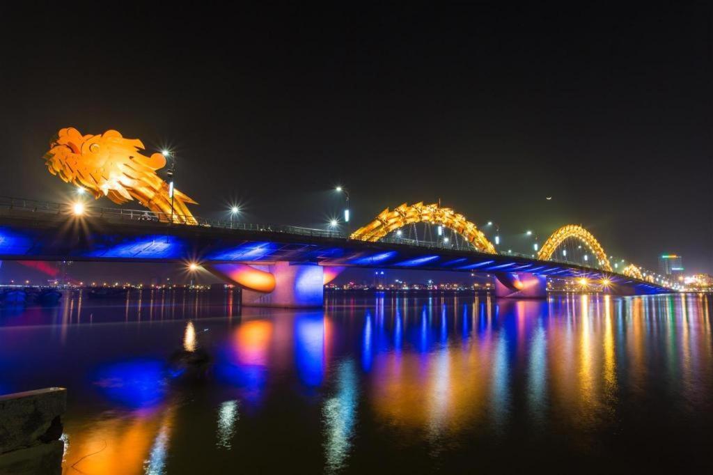 Omega Da Nang Beach Hotel Exterior photo
