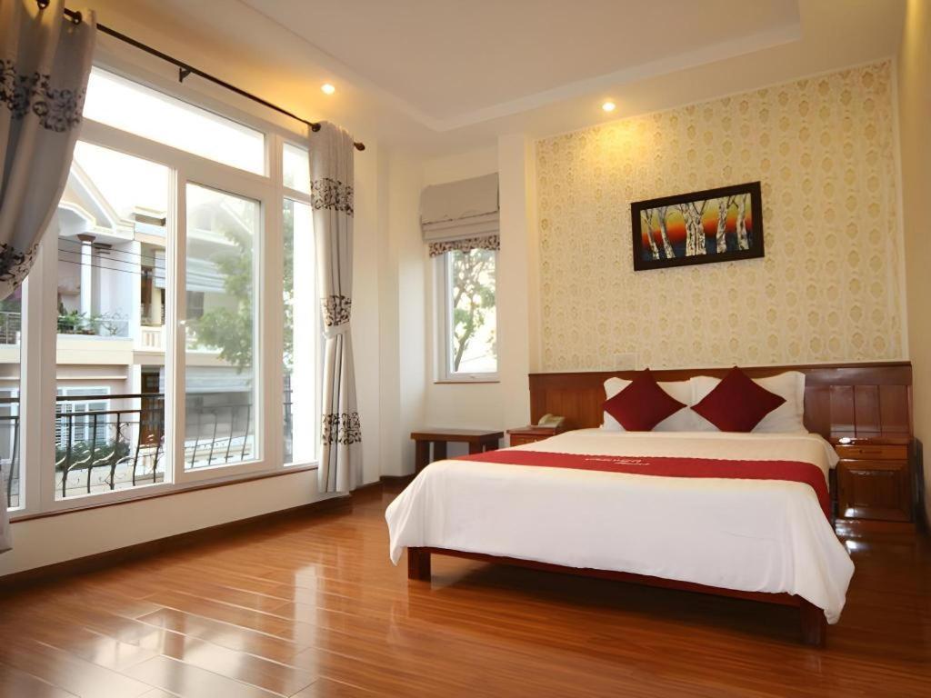 Omega Da Nang Beach Hotel Exterior photo