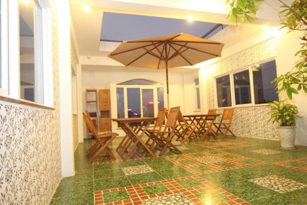 Omega Da Nang Beach Hotel Exterior photo