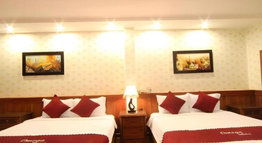 Omega Da Nang Beach Hotel Exterior photo